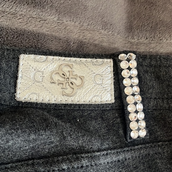 Gray stretchy pants Guess jeans size 24 - Picture 13 of 16